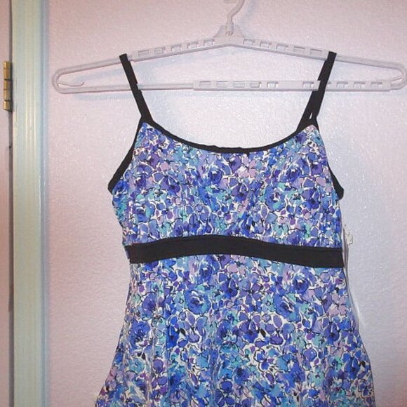 NWT Fit 4 U Thigh MINIMIZER Swim Dress Size 26W ONE PIECE Airbrush Floral BEACH - Picture 2 of 12